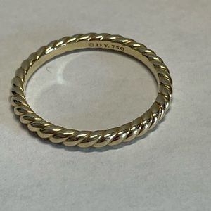 David Yurman Cable Band Ring Size 8.25
18K Yellow Gold, 2.45mm